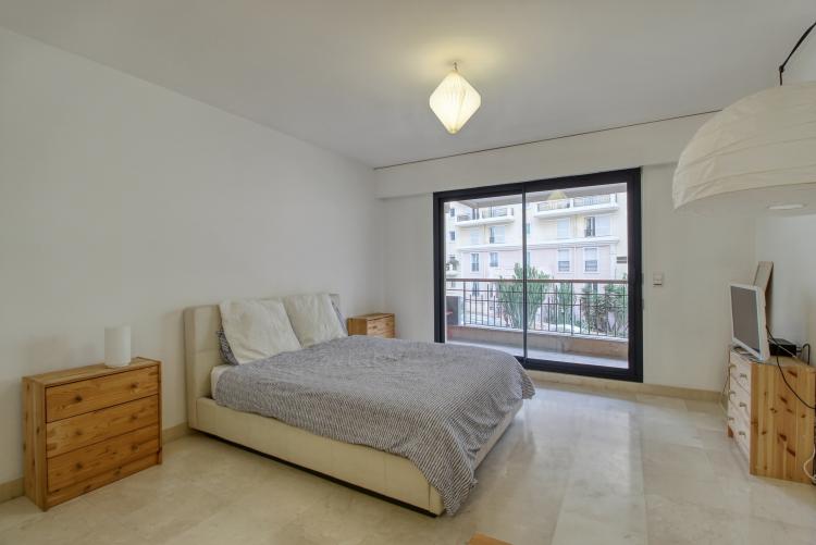 Studio sur les hauteurs de la Condamine