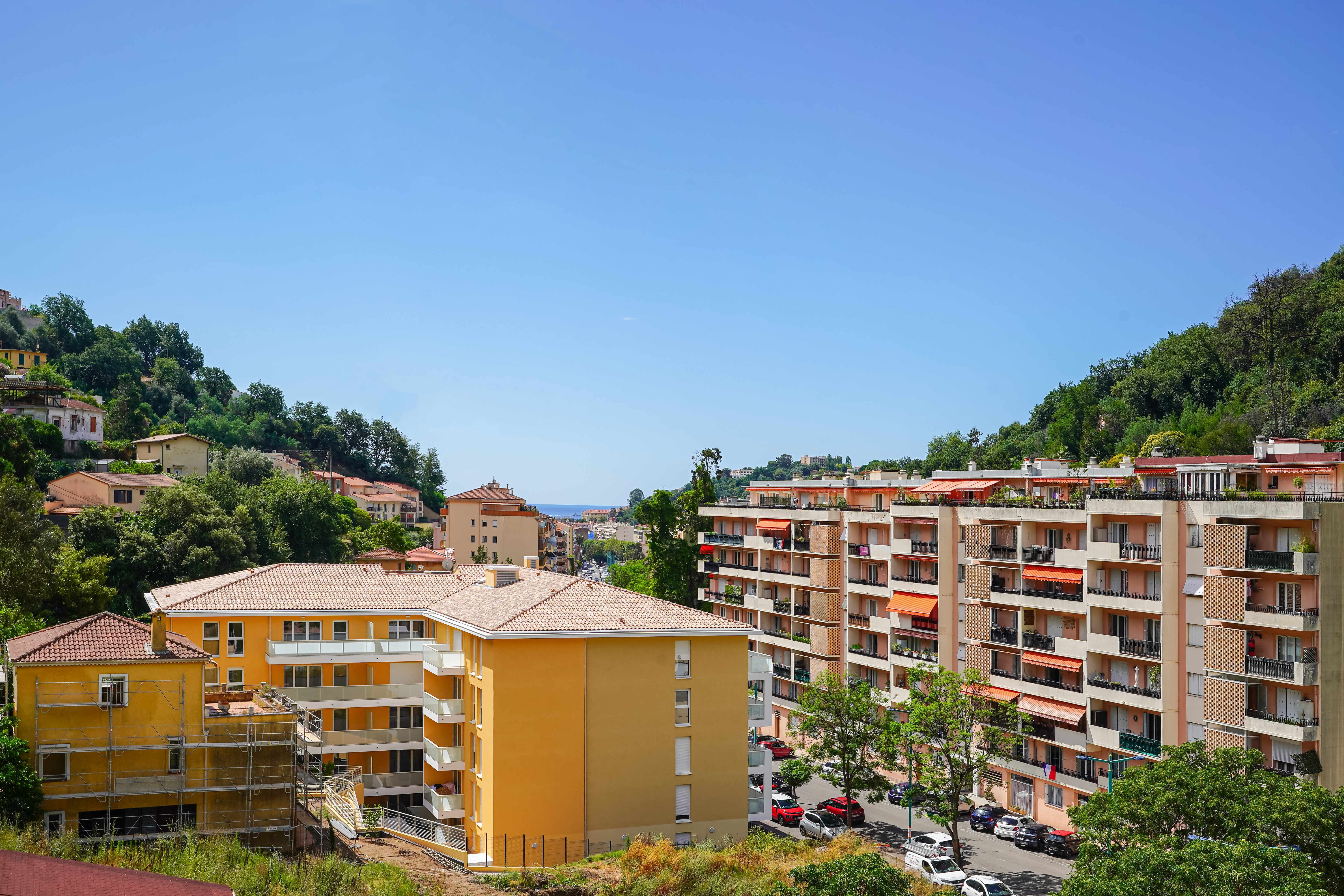 nCGux_vue-menton-valeri-agency-by-jm-barei--1784274778.jpg