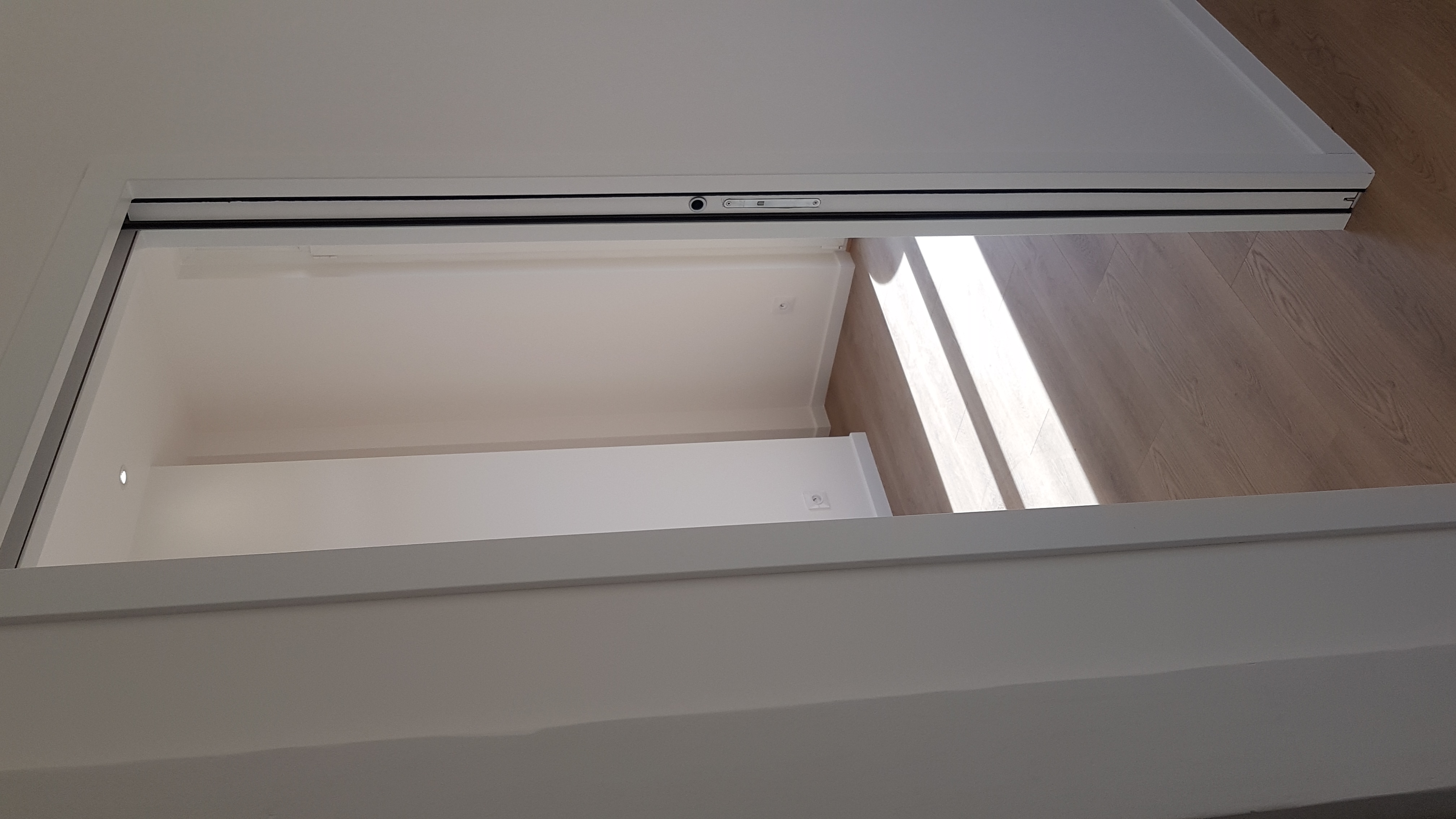 NEnRe_appartement-beausoleil_pasteur_2d_chambre_1.jpg