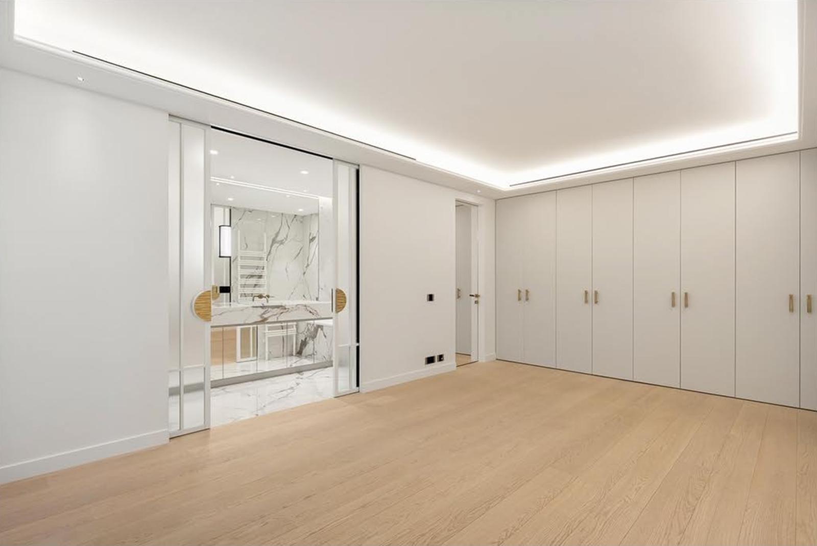 APPARTEMENT 5 PIECES DE GRAND STANDING