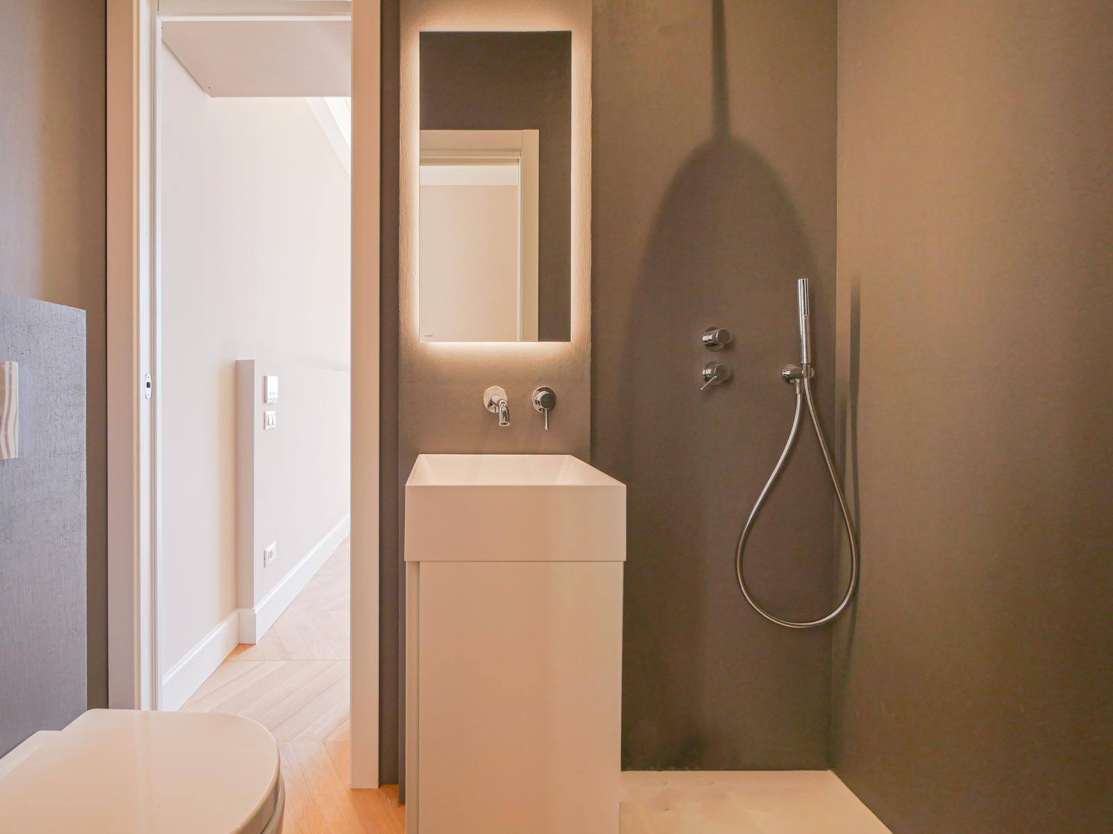 PALAIS BELVÉDÈRE - 2 PIÈCES RÉNOVÉ