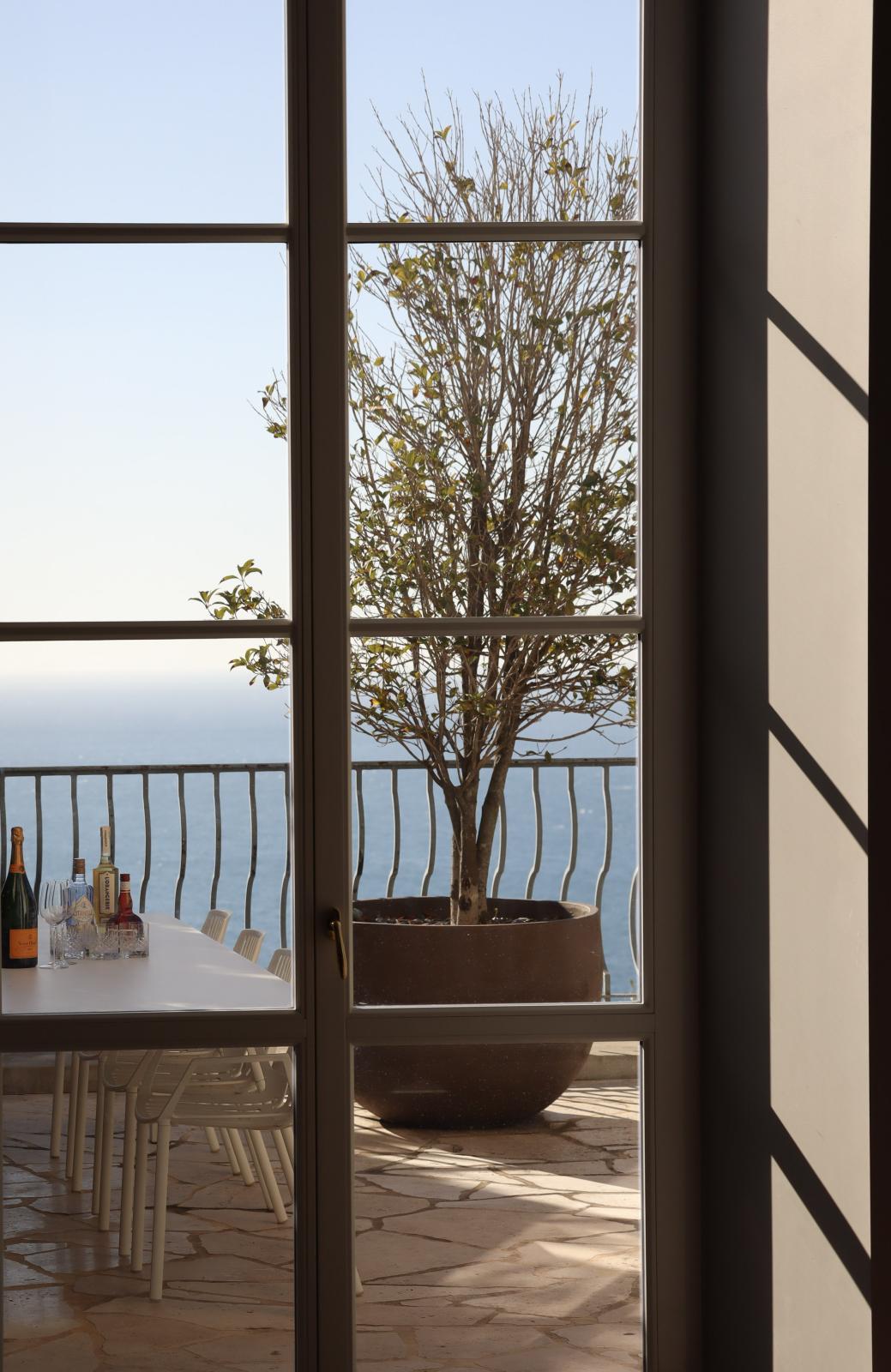 ROQUEBRUNE-CAP-MARTIN - TRIPLEX - CHATEAU DE LA MER - MATERIAUX HAUT DE GAMME - VUE MER