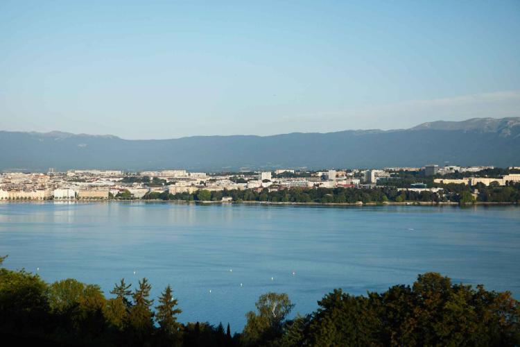Propriété d’exception avec vue imprenable sur le lac