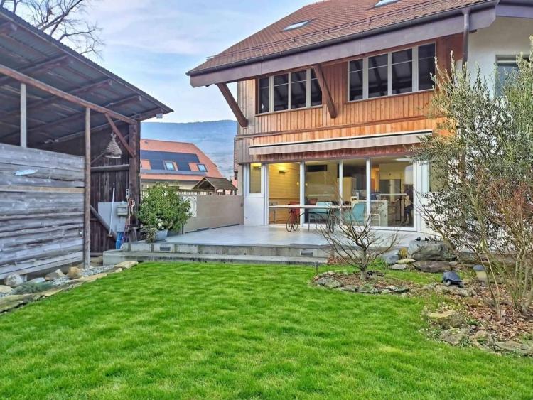 Propriété de caractère au cœur du village 