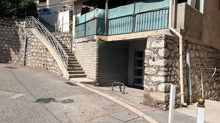 Cave | Beausoleil