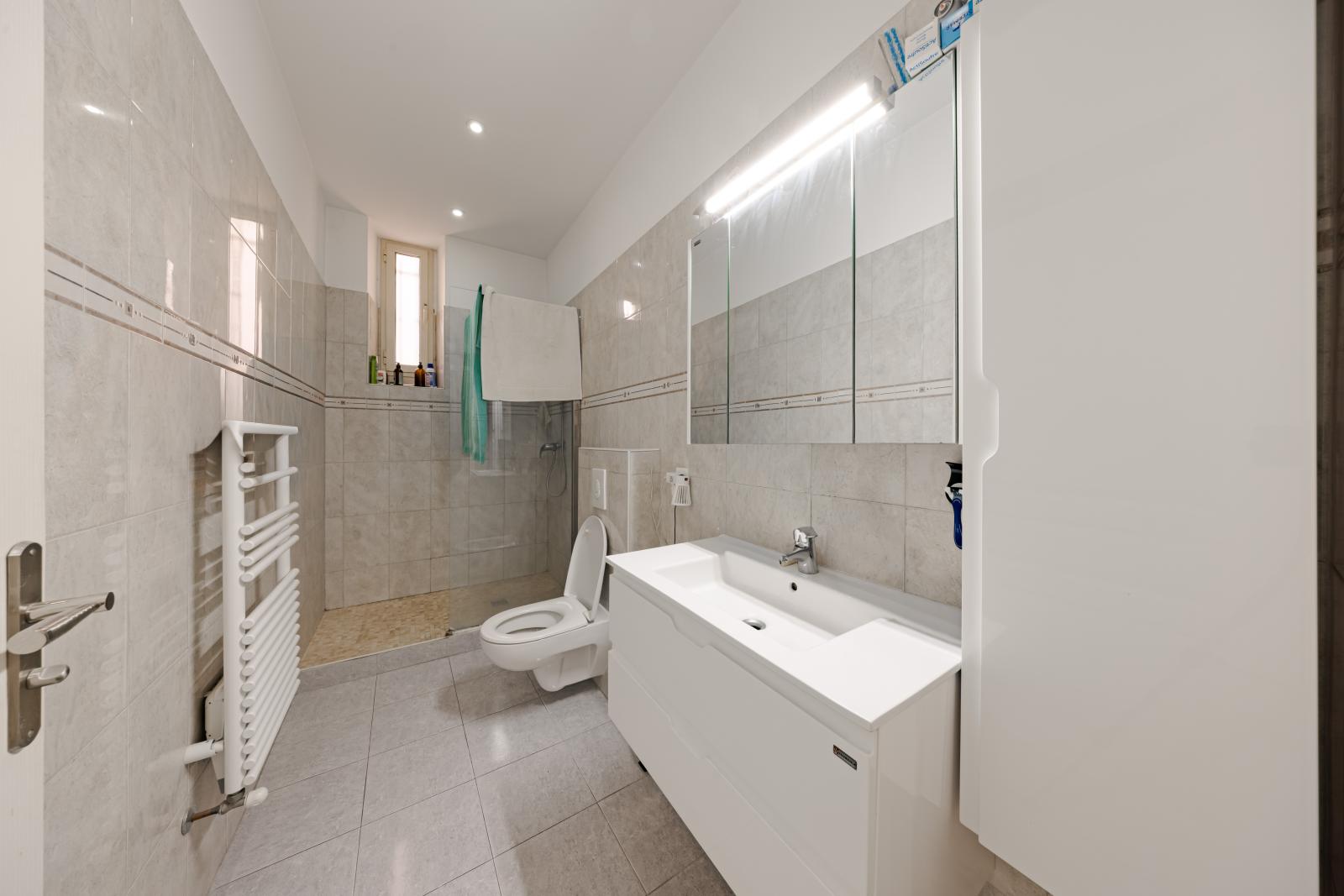 BELLE OPPORTUNITE 3 PIECES PROCHE CENTRE
