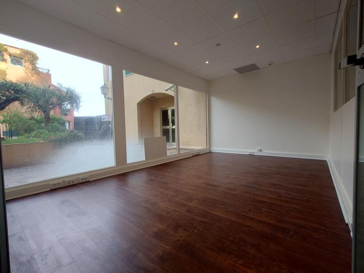 Bureau au calme à Fontvieille