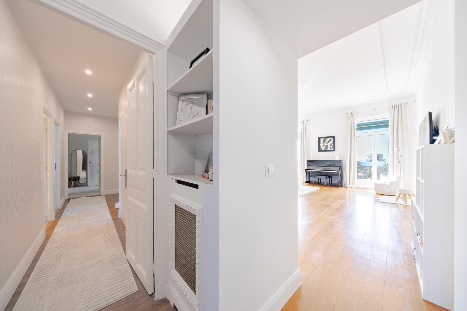 SUPERBE 4 PIÈCES – RÉSIDENCE EMBLÉMATIQUE AVEC PISCINE & TENNIS