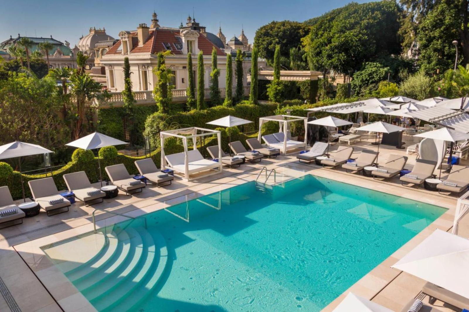 Résidence du Métropole – Élégant appartement de prestige de 4 chambres au cœur du Carré d’Or