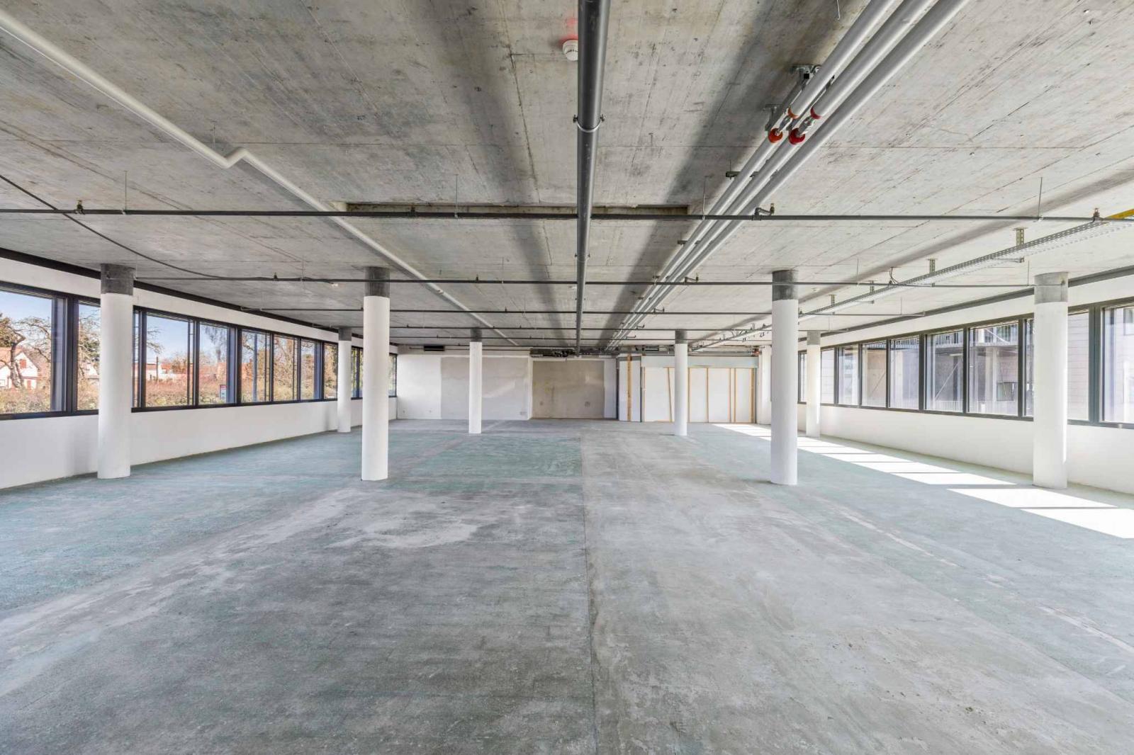 ARCenter – 492 m² de bureaux semi-aménagés à Vernier