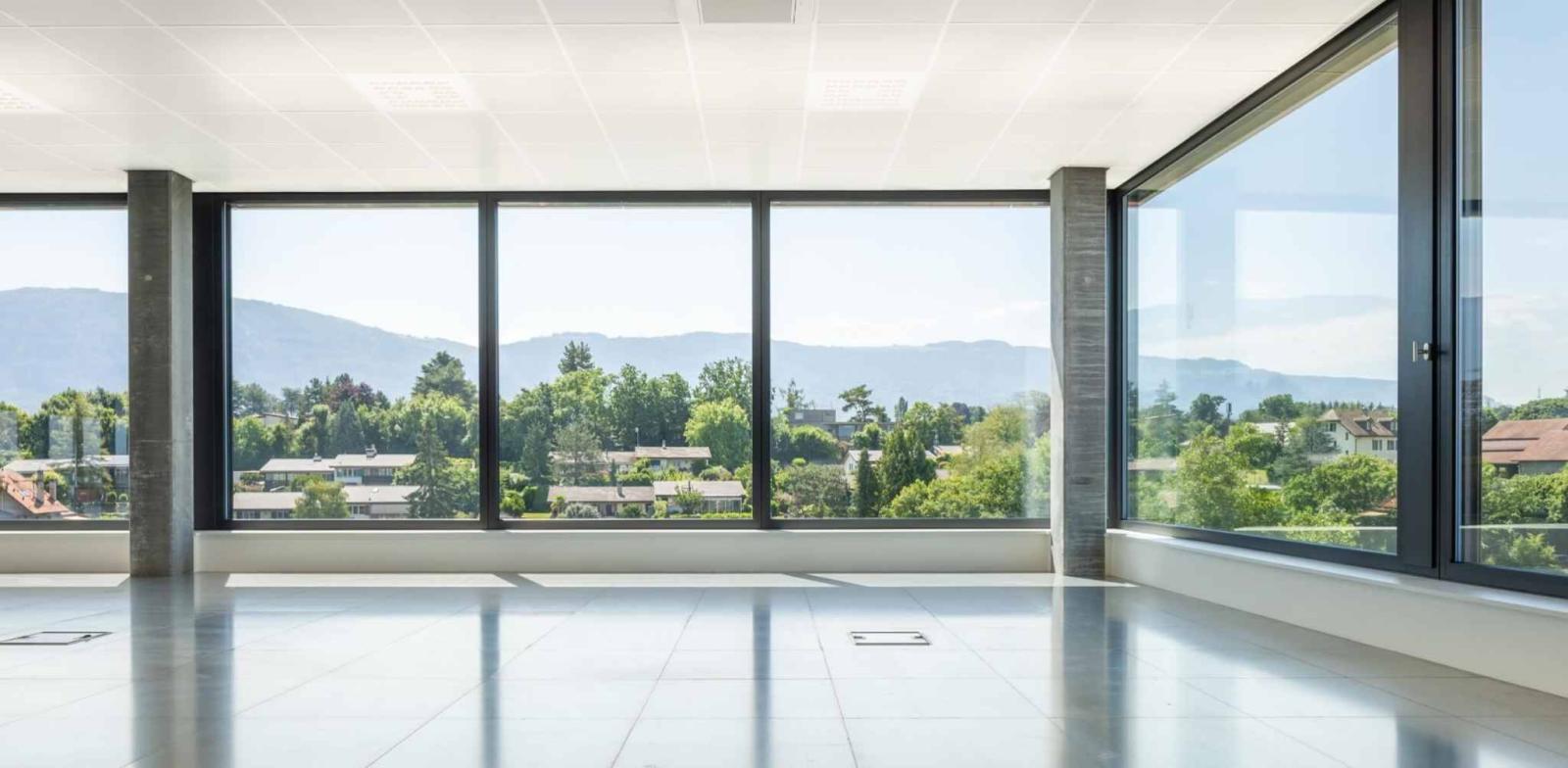 Magnifiques surfaces de bureaux 995m2 - Zone industrielle de PLO