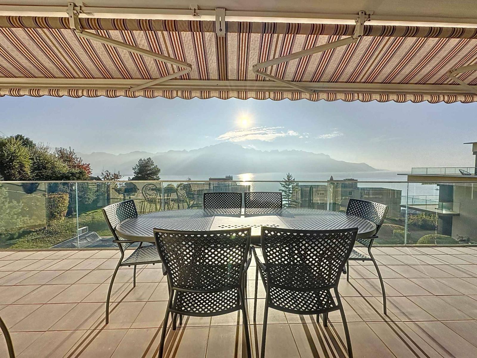 Rare ! Appartement de 5.5 pièces avec superbe vue sur le lac