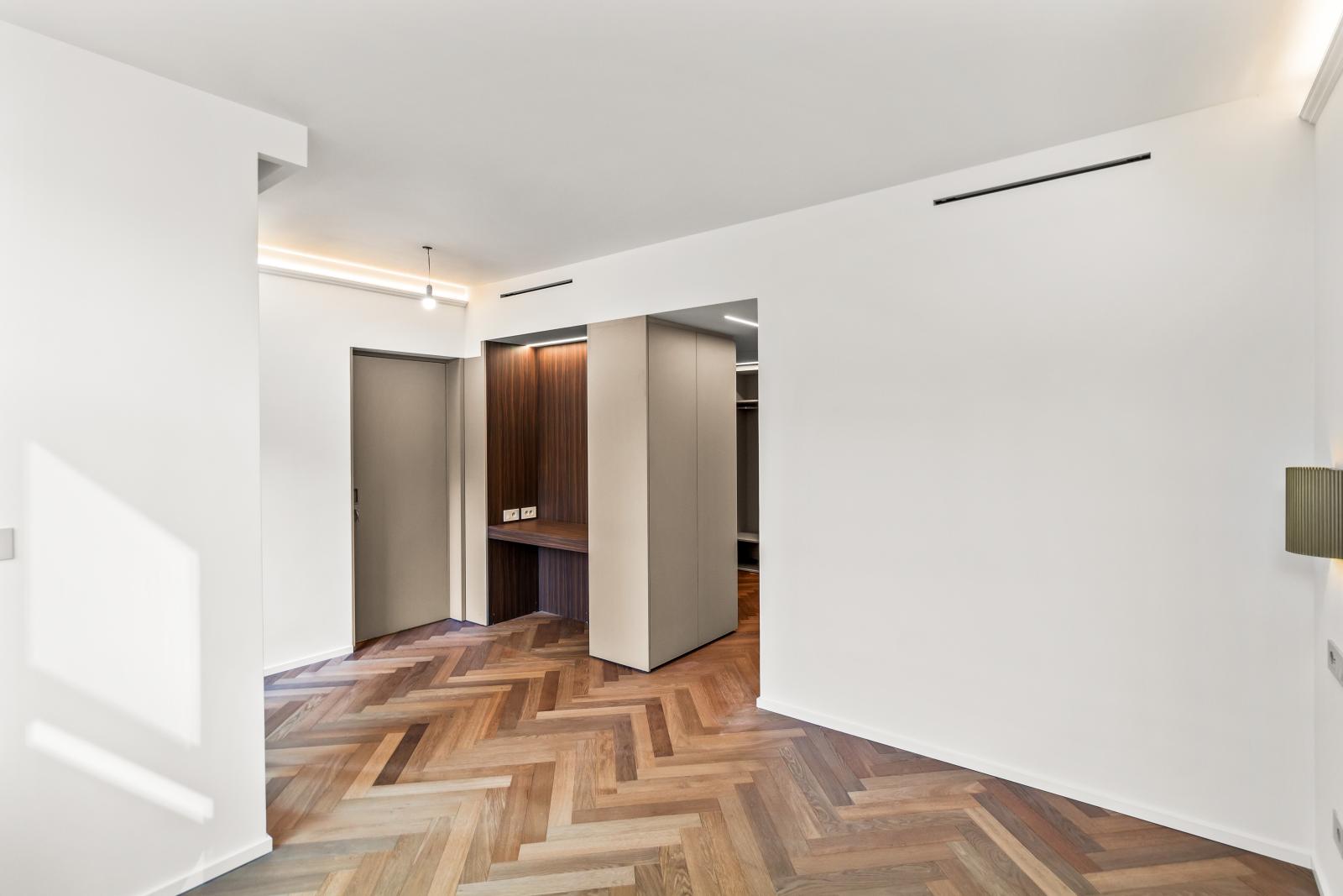 Condamine : 3 pièces neuf avec parking