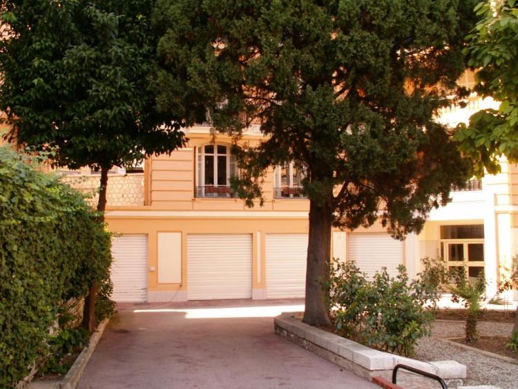 Monte Carlo House