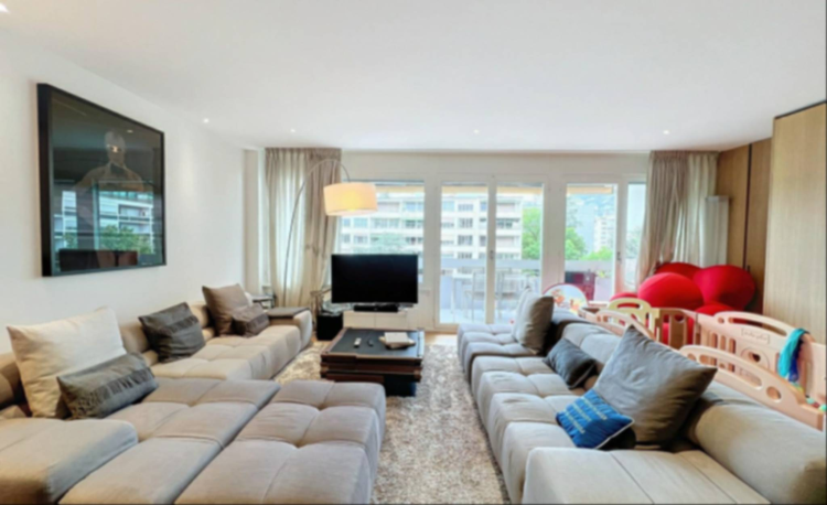 Luxueux appartement de 6 pièces dans une résidence de standing