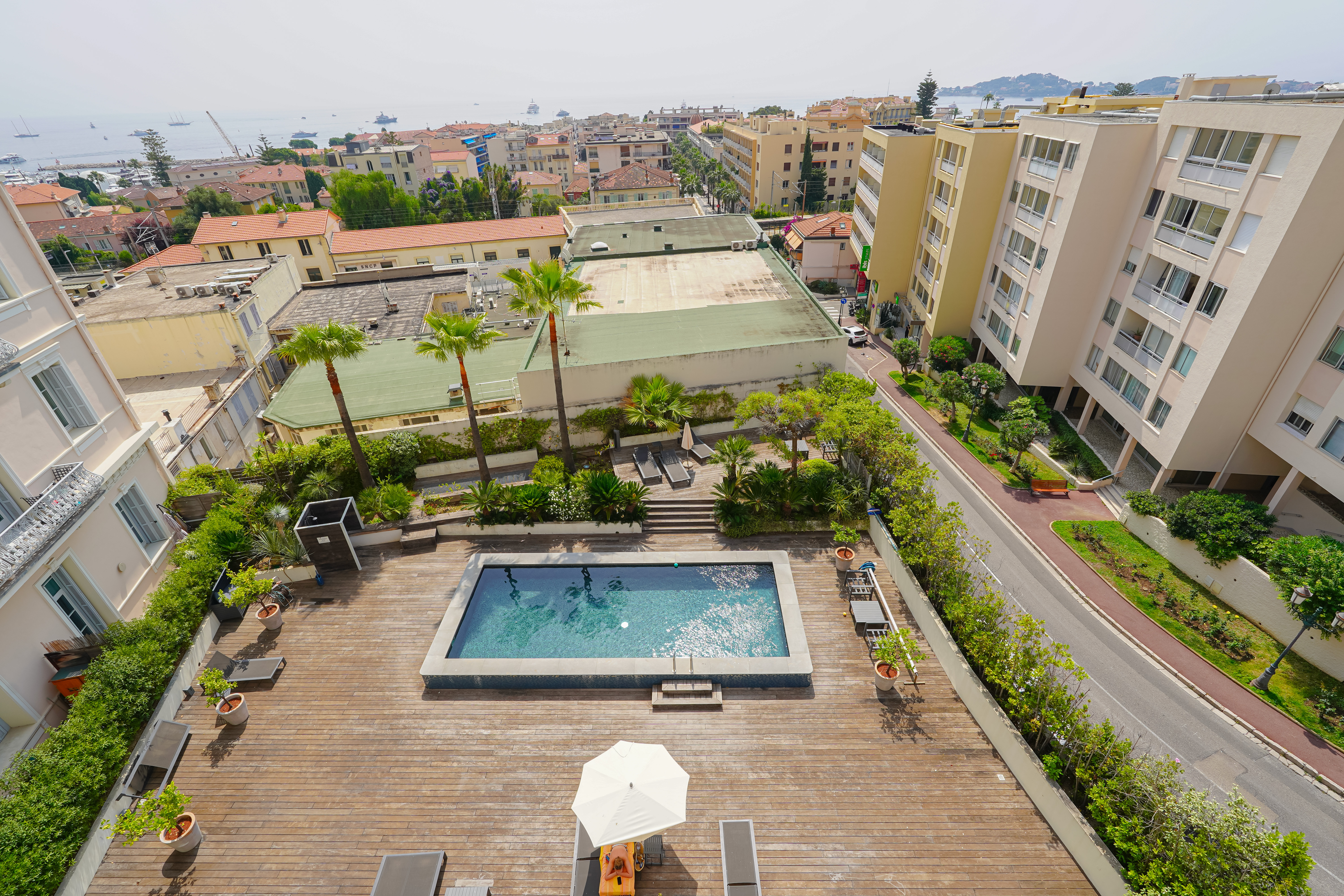 pZ2FQ_piscine-2-re-sidence-beaulieu-sur-mer-1756367019.jpg