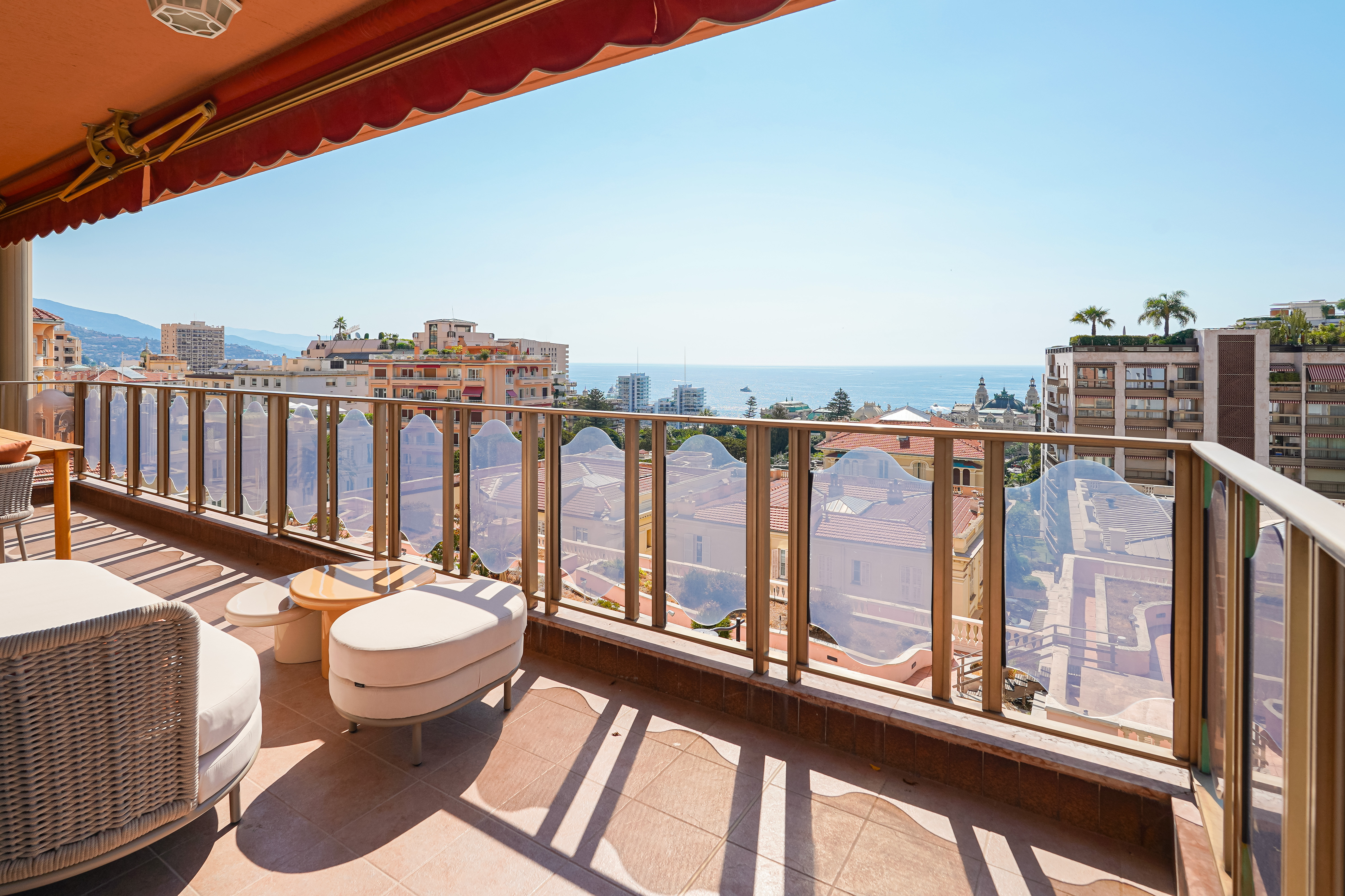 Q0akS_terrasse-riviera-palace-valeri-agency-1784132077.jpg