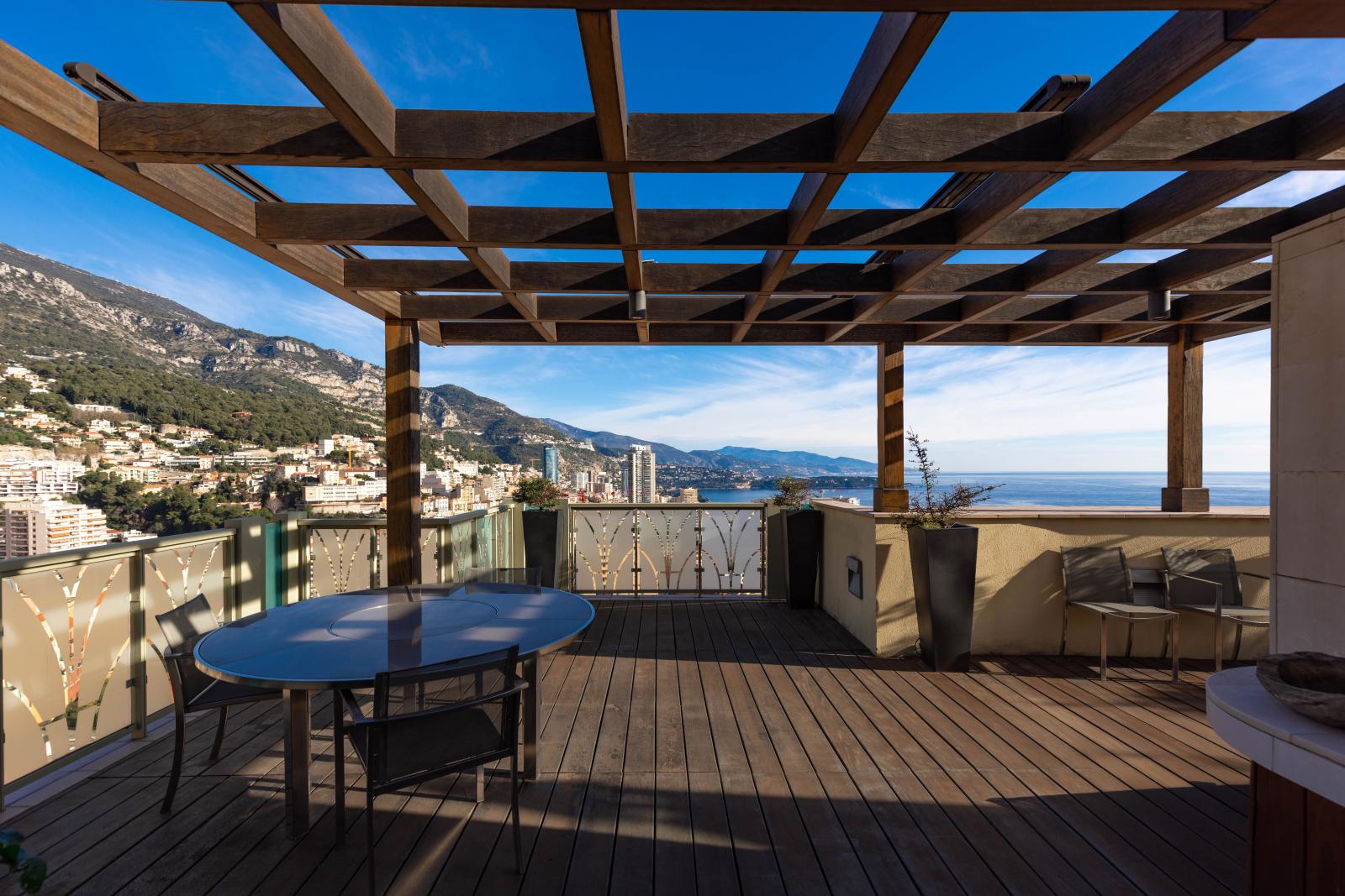 MAGNIFIQUE PENTHOUSE VUE MER