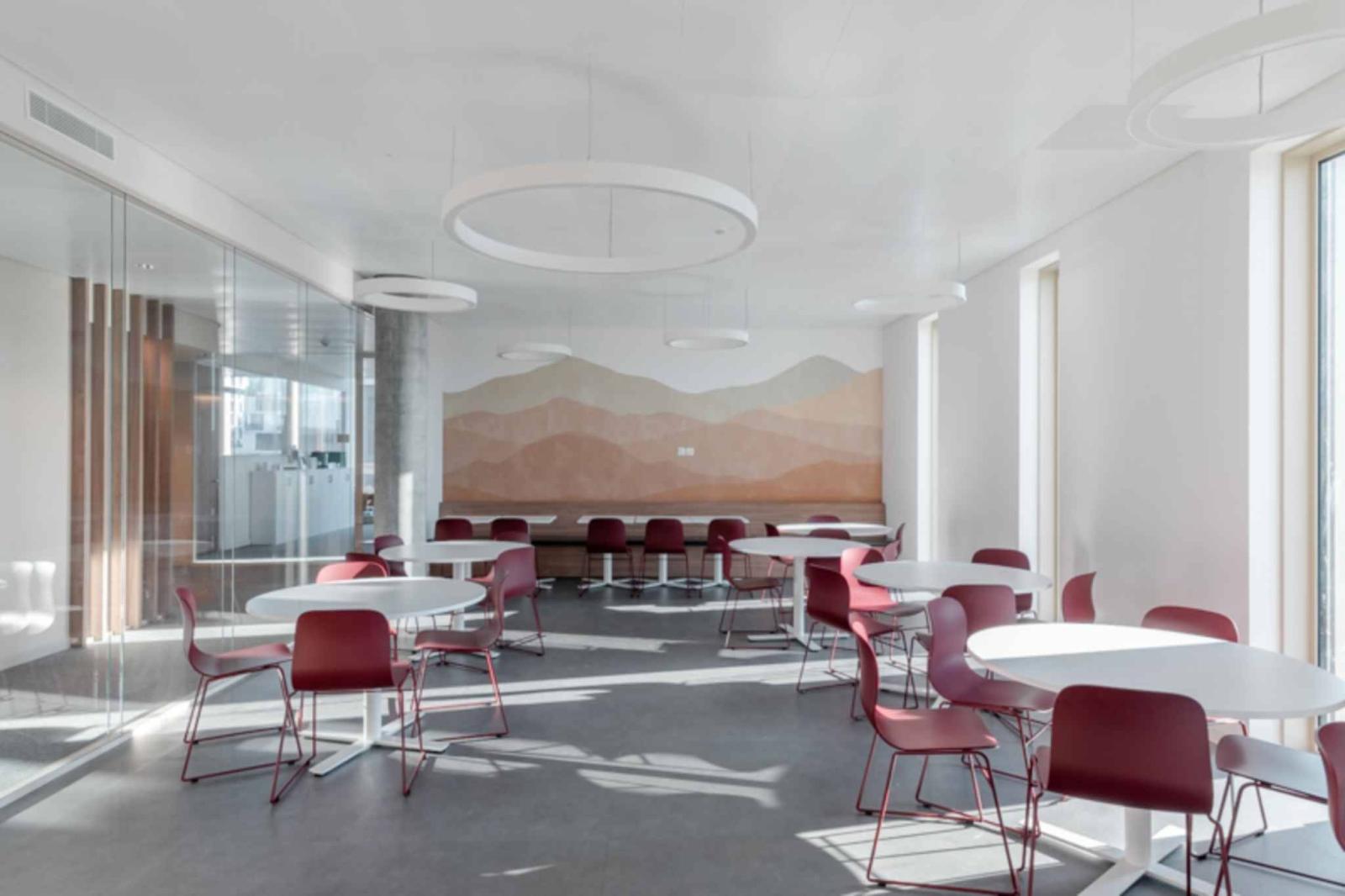 À louer – Bureaux bruts à aménager au Quartier de l’Étang