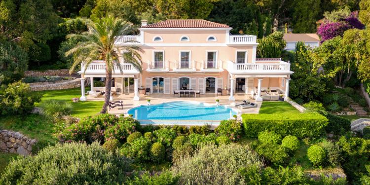 ELEGANTE MAISON PROCHE MONACO