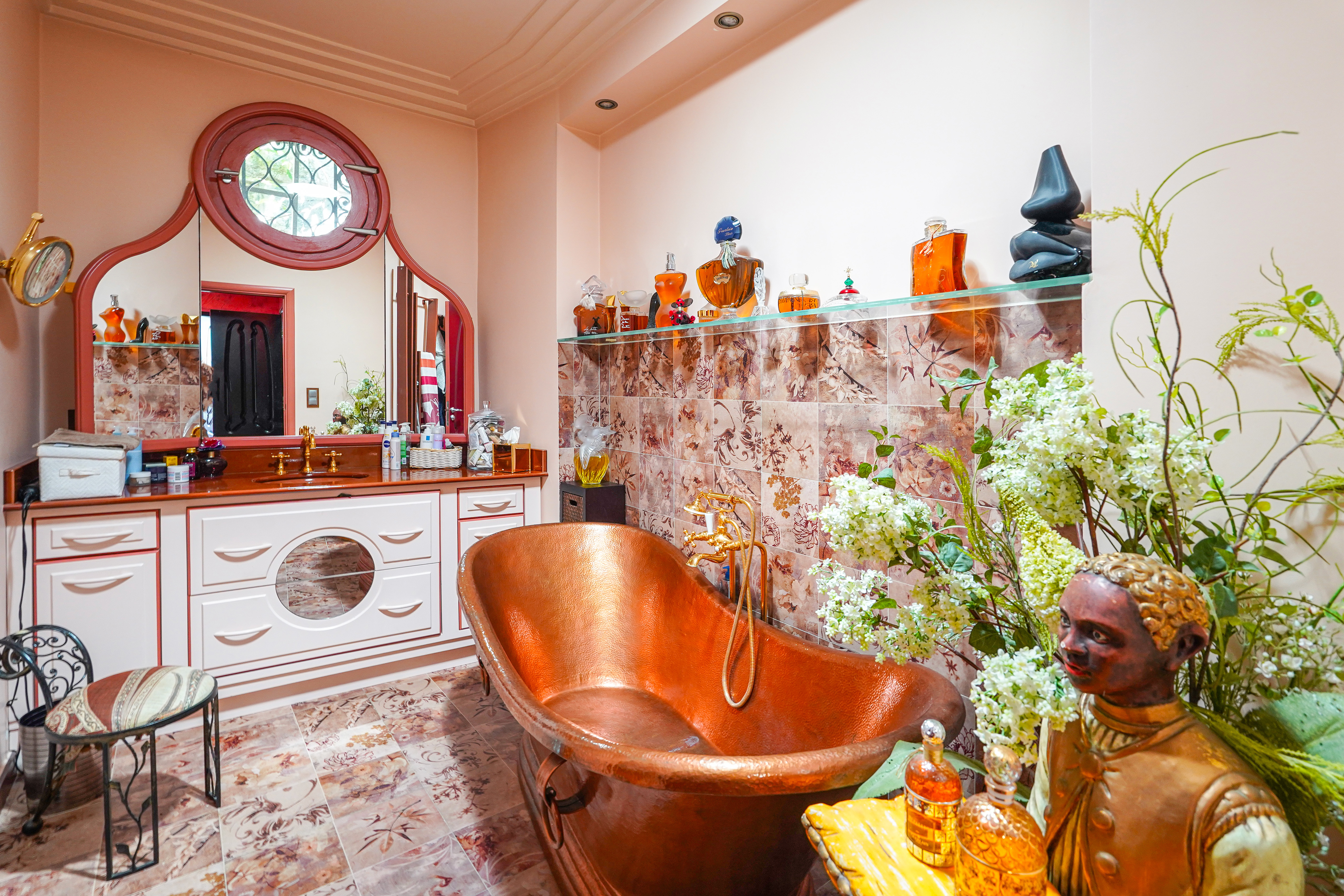 Qop84_sdb-2-villa-la-rousse-barnes-valeri-agency-monaco-1754404159.jpg