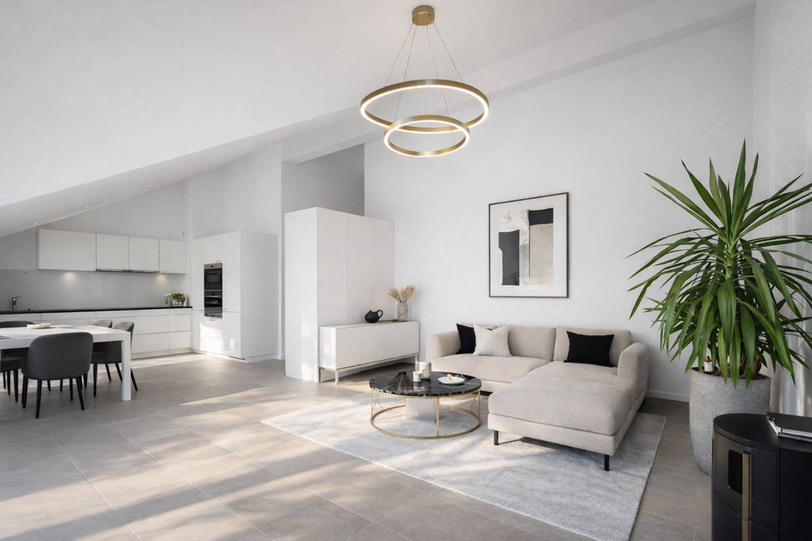 Lumineux attique de 3.5 pièces contemporain