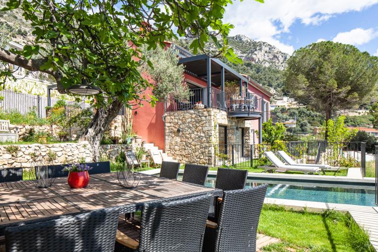 Magnifique villa d'architecte rénovée avec vue mer !