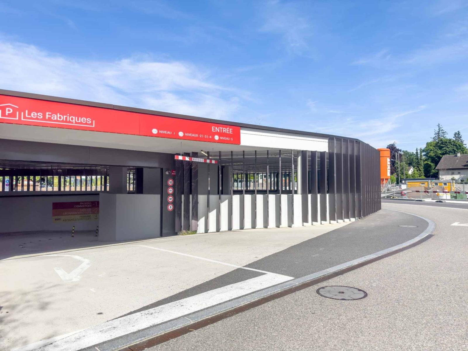 À louer – Bureaux bruts à aménager au Quartier de l’Étang