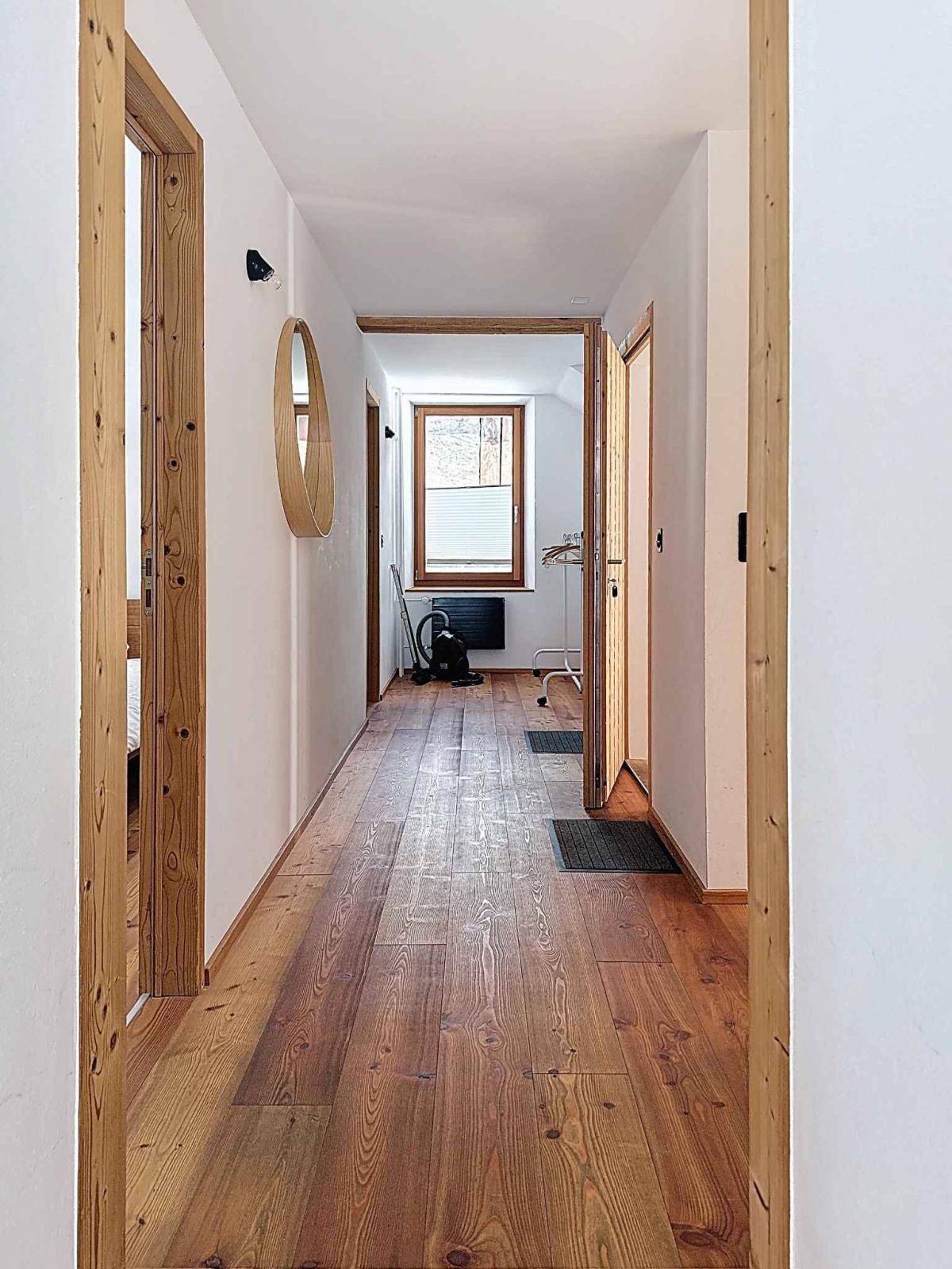 Bel appartement de 4 pièces duplex au centre de Randa