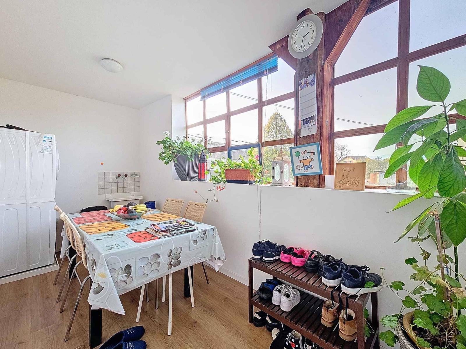 Propriété villageoise avec potentiel de valorisation ! 