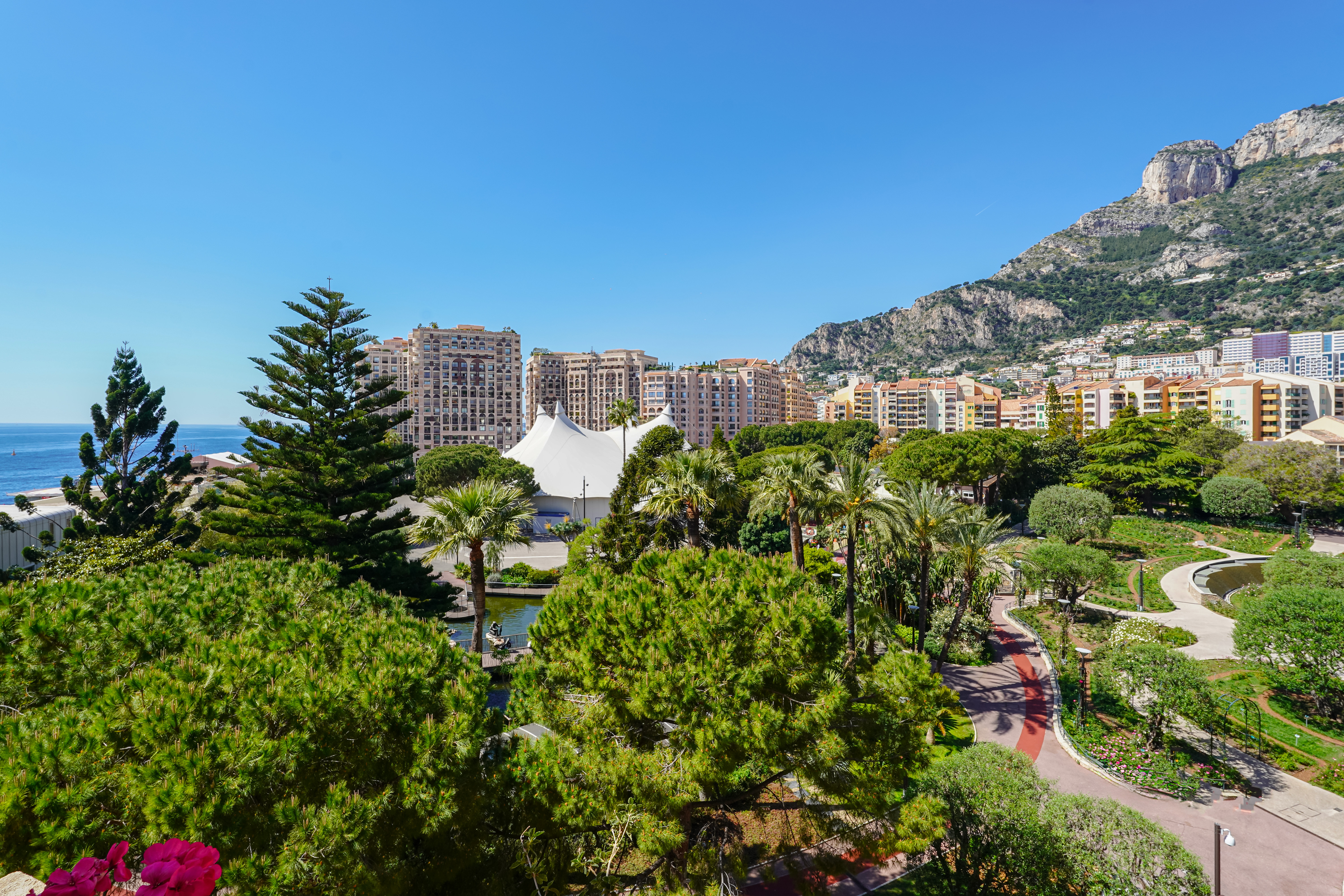 rf7hW_vue-fontvieille-valeri-agency-monaco-1776355255.jpg