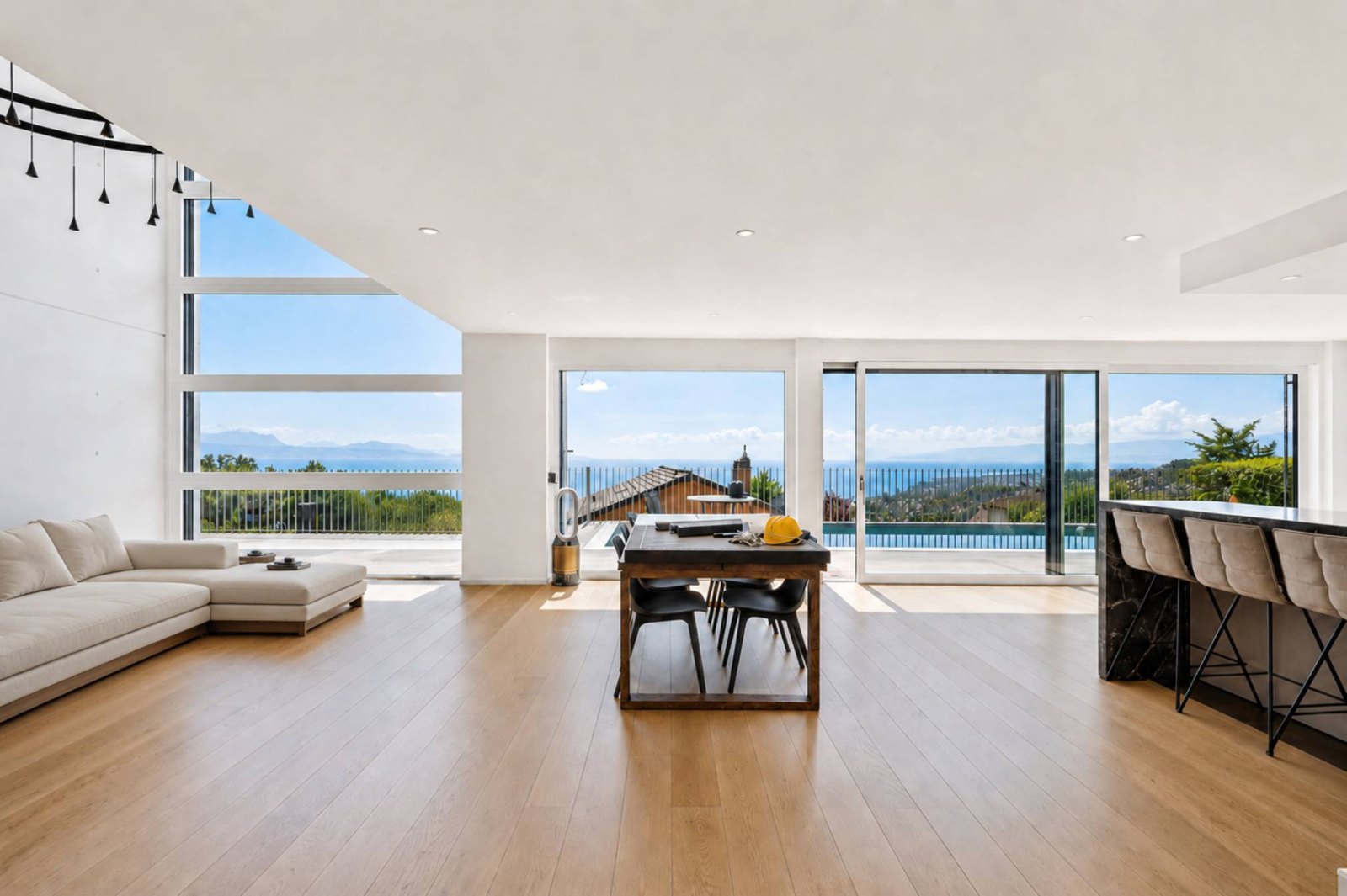 Villa contemporaine à la vue exceptionnelle