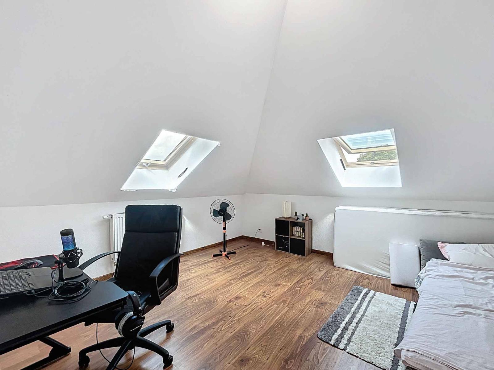 IMMEUBLE DE RENDEMENT AVEC LOCAL COMMERCIAL ET APPARTEMENTS