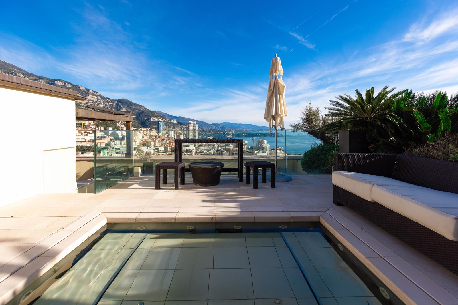 MAGNIFIQUE PENTHOUSE VUE MER