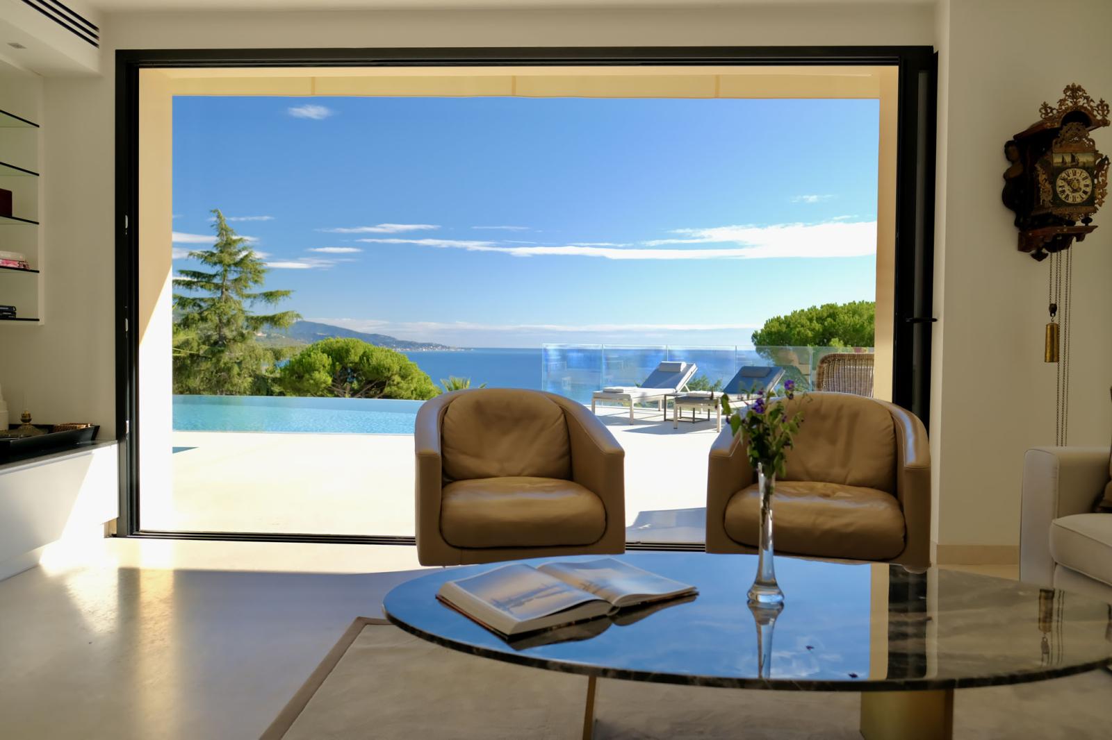 VILLA EUPHORIA