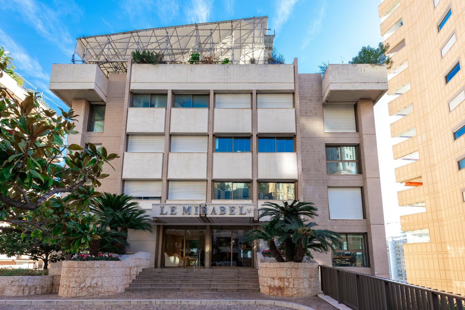 MAGNIFIQUE 2 PIECES ENTIEREMENT RENOVE