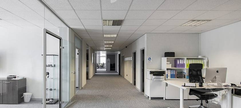 Surface de 552 m2 à louer au CTN12 à Plan-les-Ouates-FTI