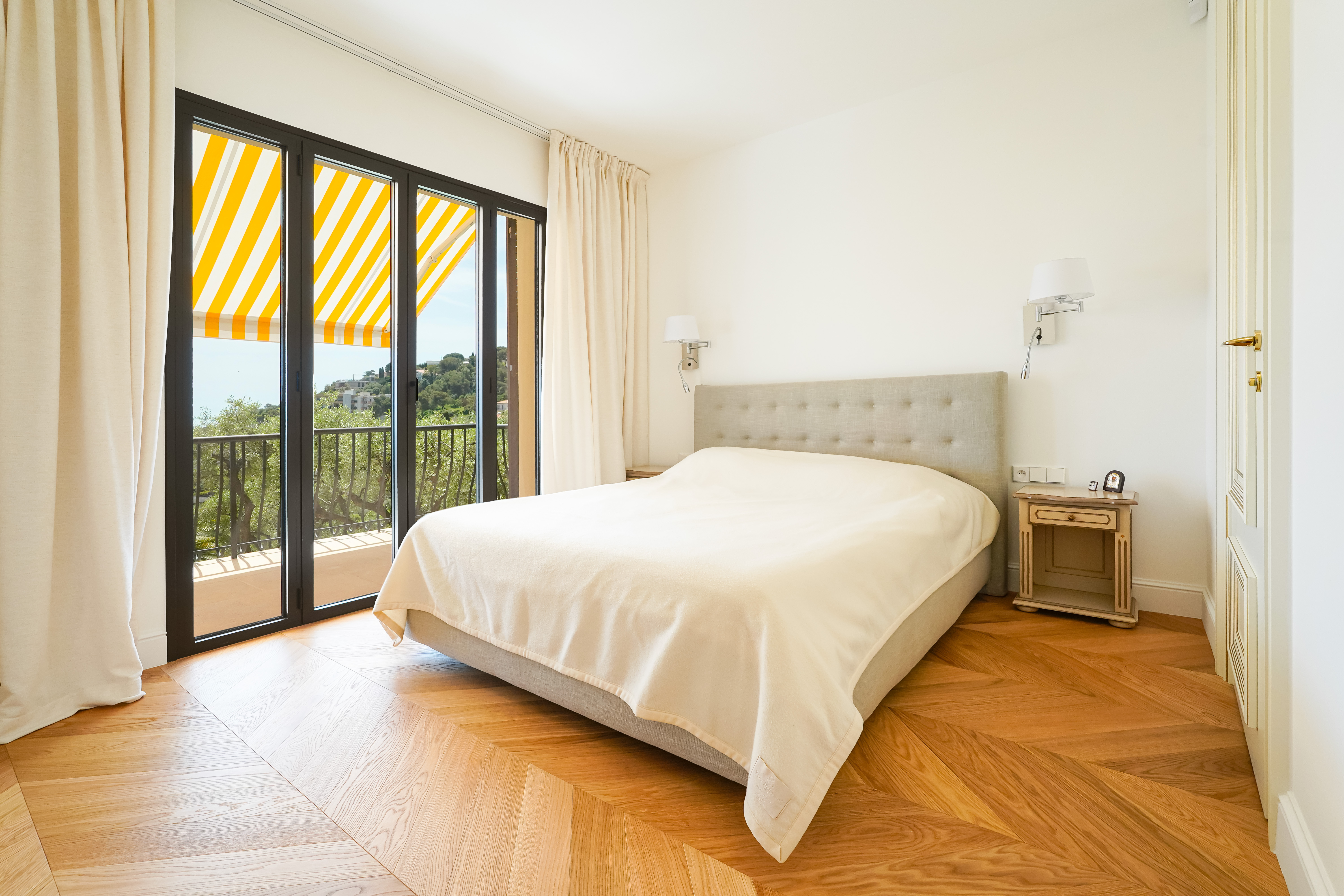 s5v9Q_chambre-e-tage-1746620645.jpg