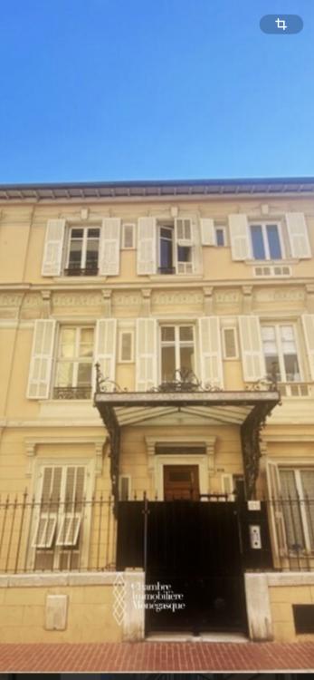 MONTE CARLO - VILLA HOLLANDIA - APPARTEMENT ATYPIQUE