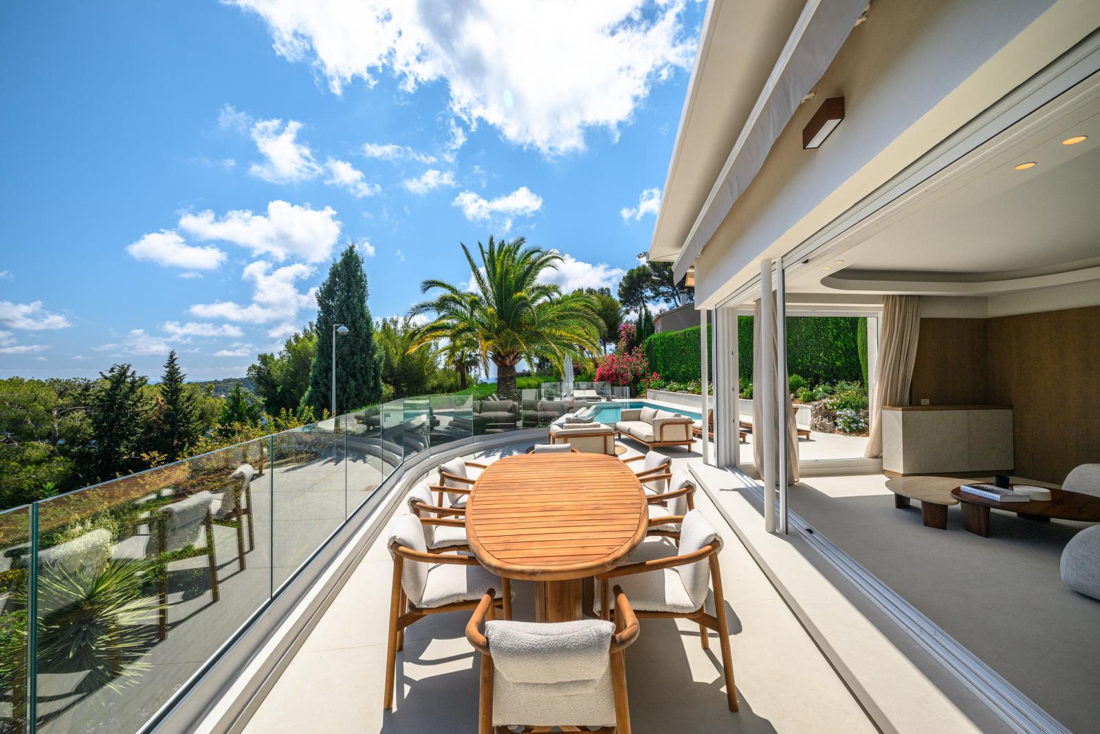 Nice – Villa de luxe rénovée avec piscine et vue panoramique