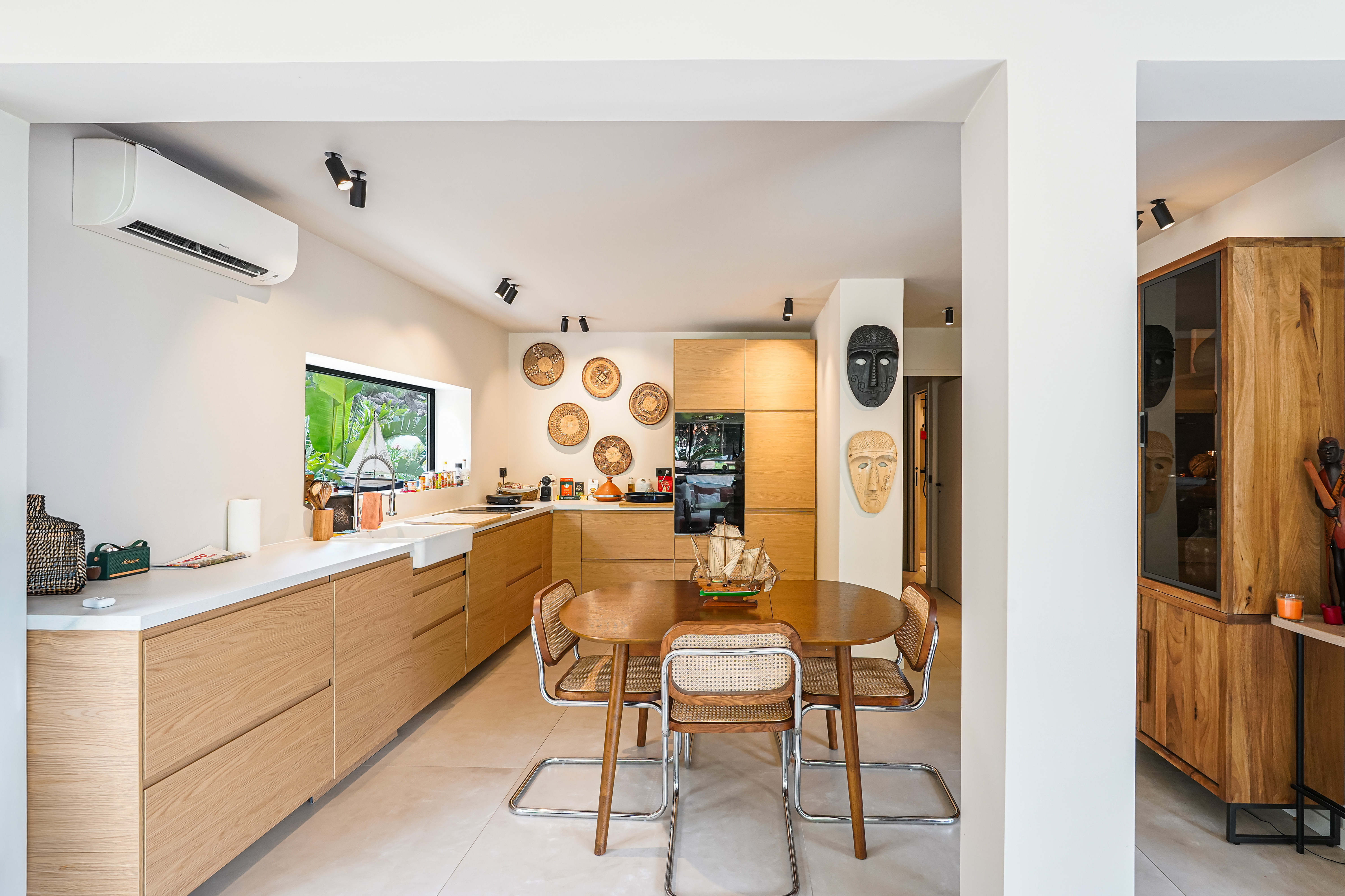 swtIu_cuisine-bis-valeri-agency-by-jm-barei-1786029184.jpg