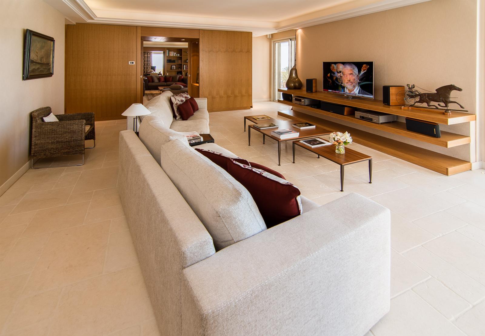 Appartement d’exception occupant un étage entier avec vue mer panoramique