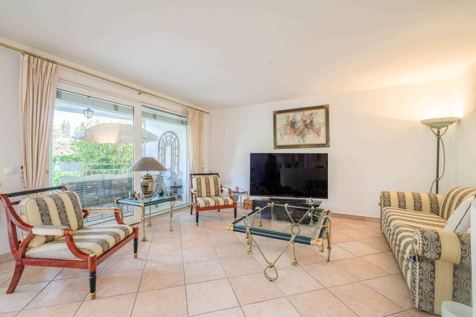 Agréable duplex de 5 pièces avec terrasse et jardin