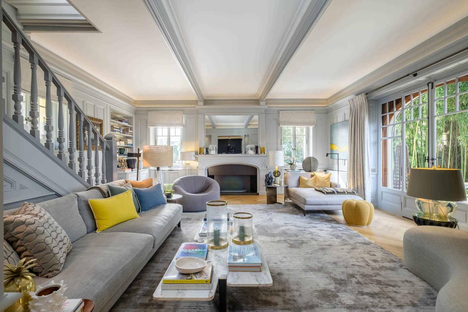 Très belle maison de caractère entièrement rénovée avec piscine