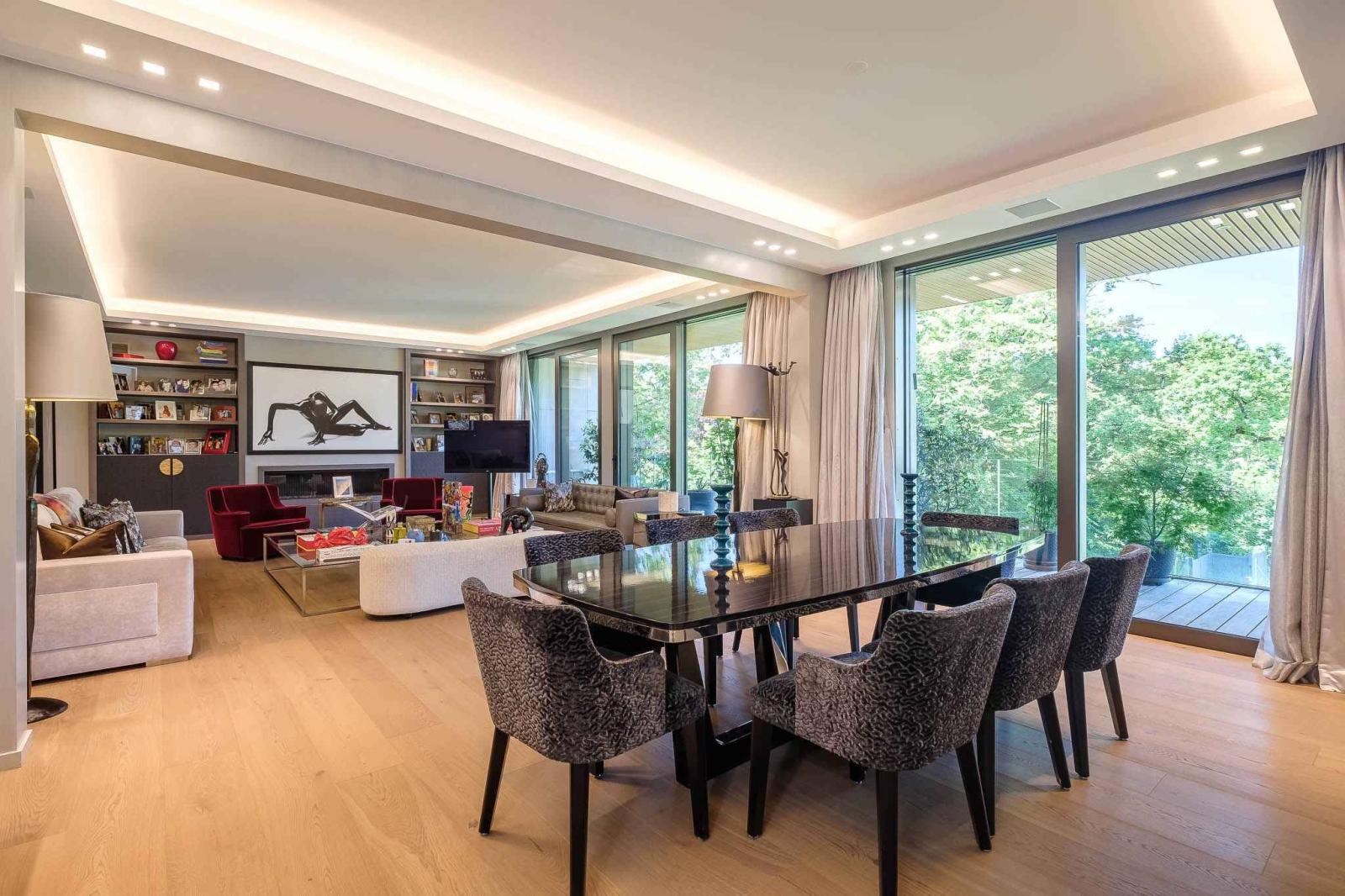 Luxueux attique dans une résidence d’exception