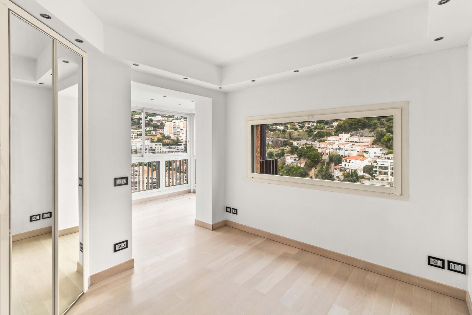 Parc Saint Roman : Grand Duplex Roof avec Parking & Cave