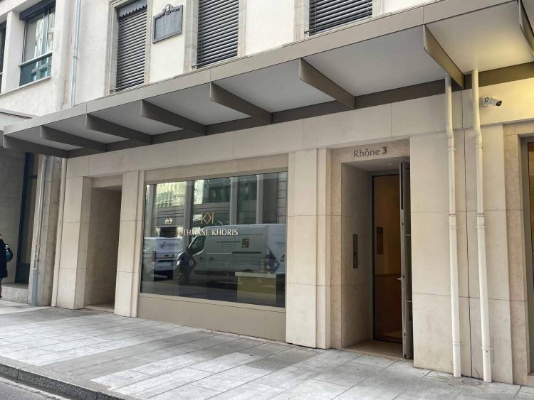 Exclusivité - Arcade rue du Rhône