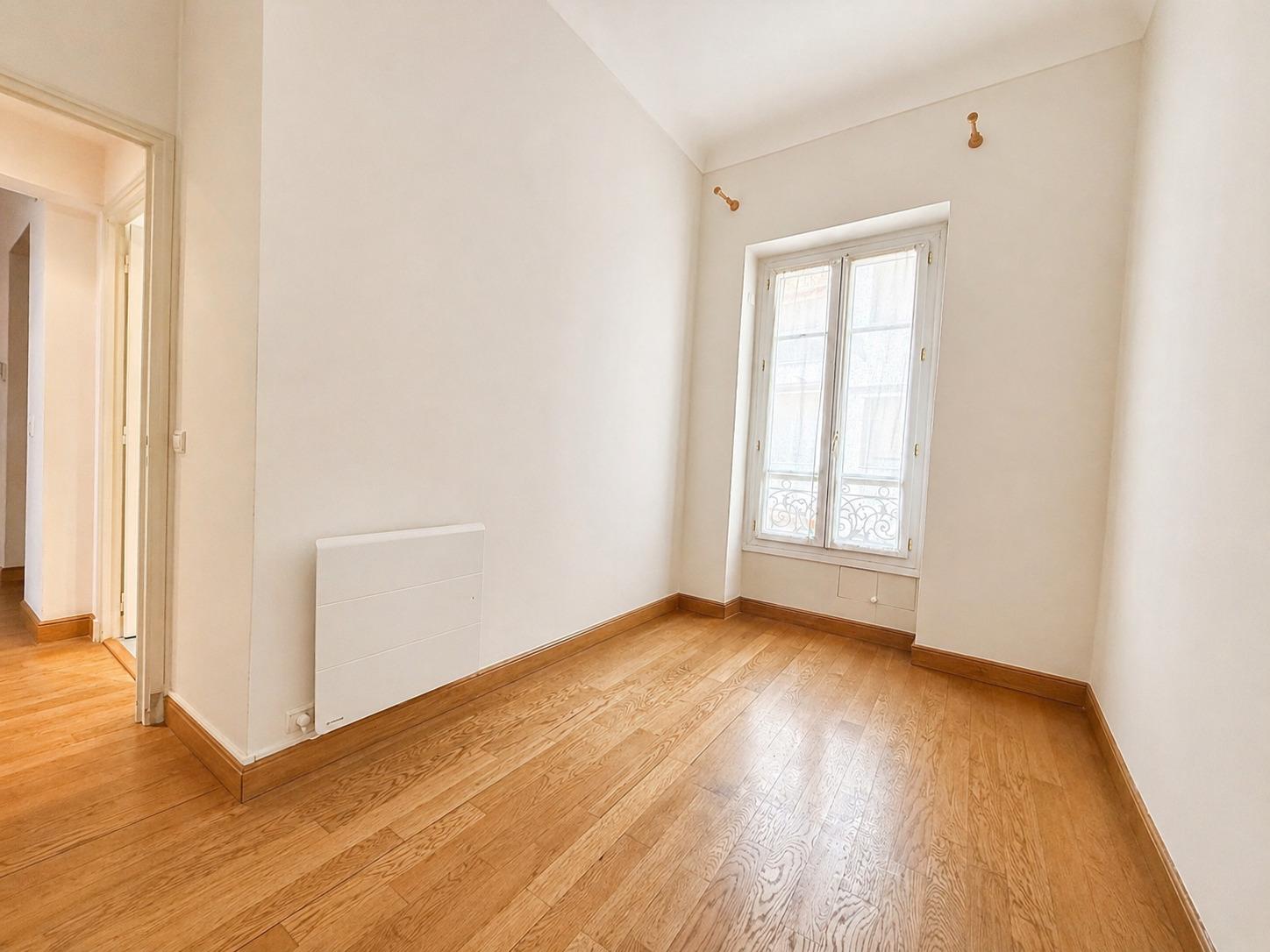 Appartement 3 PIECES avec vue mer et Rocher - rue Bosio - Loi 1291/1235