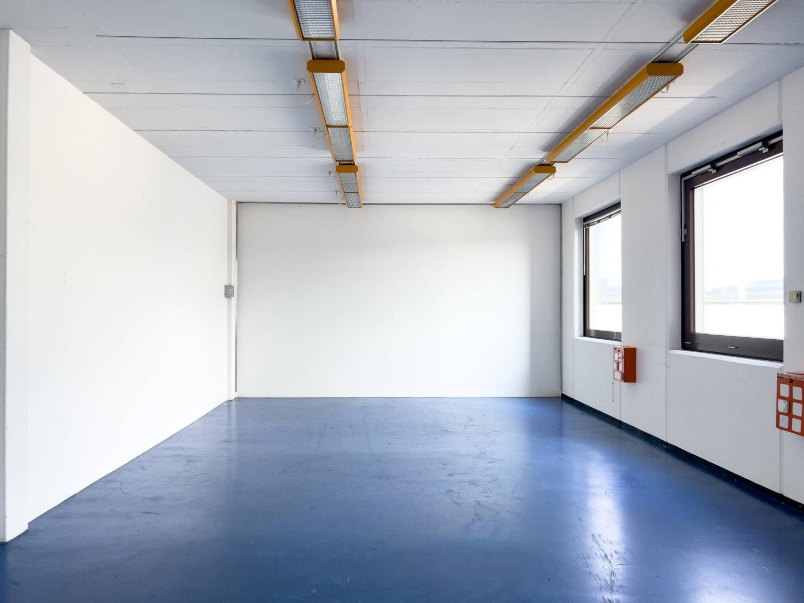 Laboratoire, production, atelier de 420 m2 à louer à Satigny