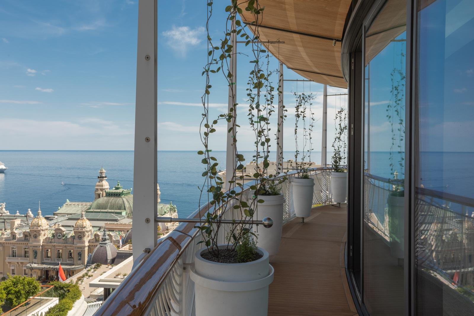 Duplex de 6 pièces dans la plus prestigieuse résidence de Monaco, le One Monte-Carlo